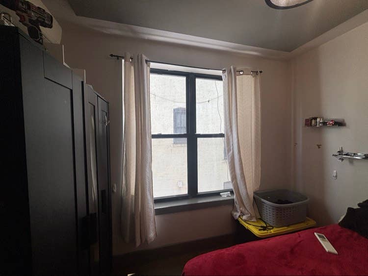 Roommate needed in Ridgewoodd