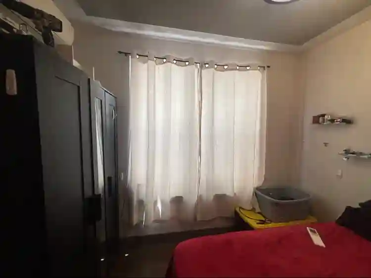 Roommate needed in Ridgewoodd