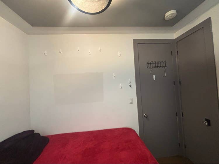 Roommate needed in Ridgewoodd