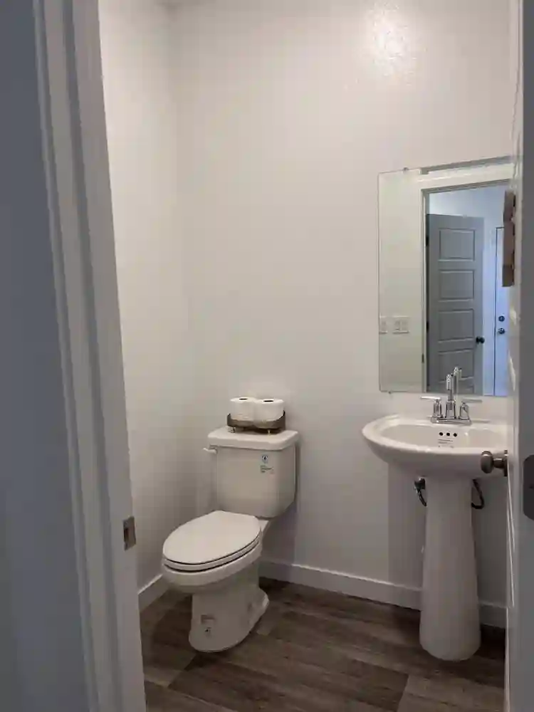 2 rooms are available