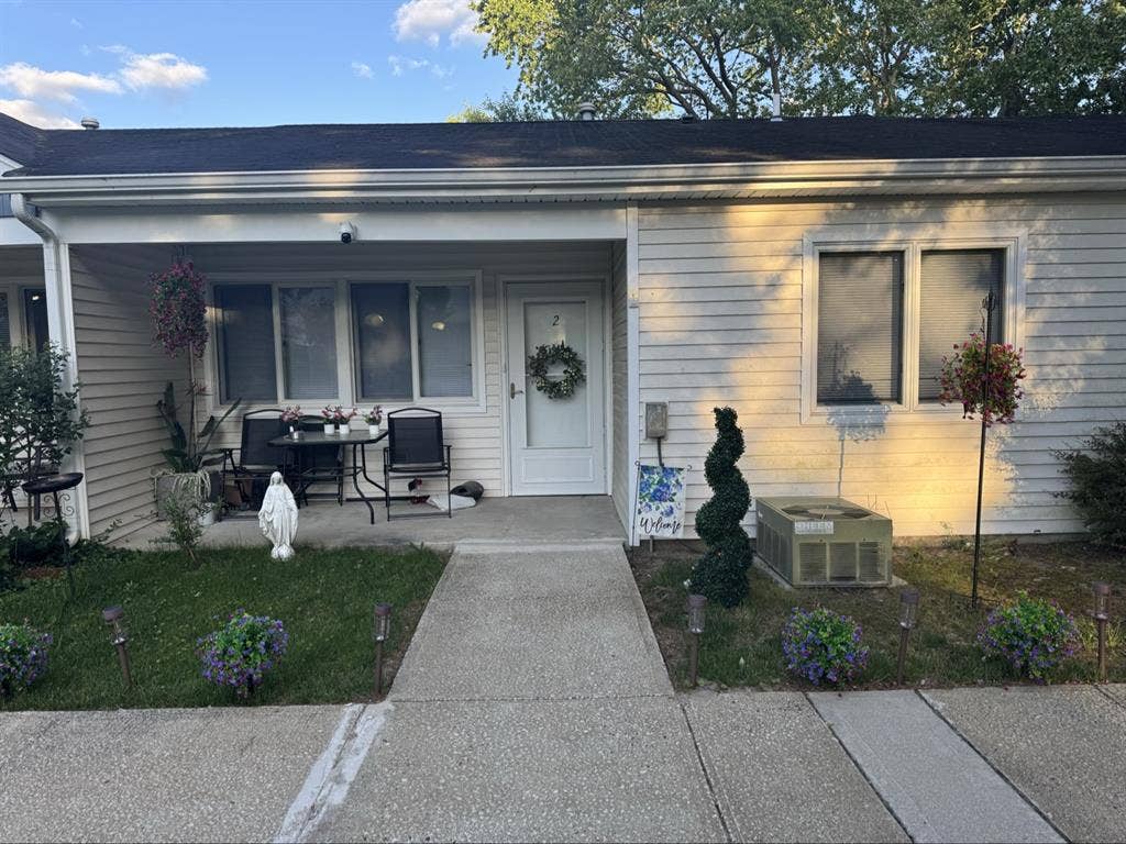 Master bedroom for rent