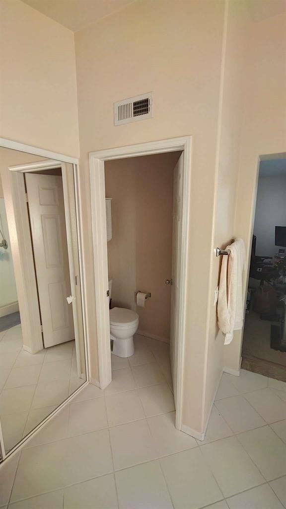 Master Bedroom in Mira Mesa!