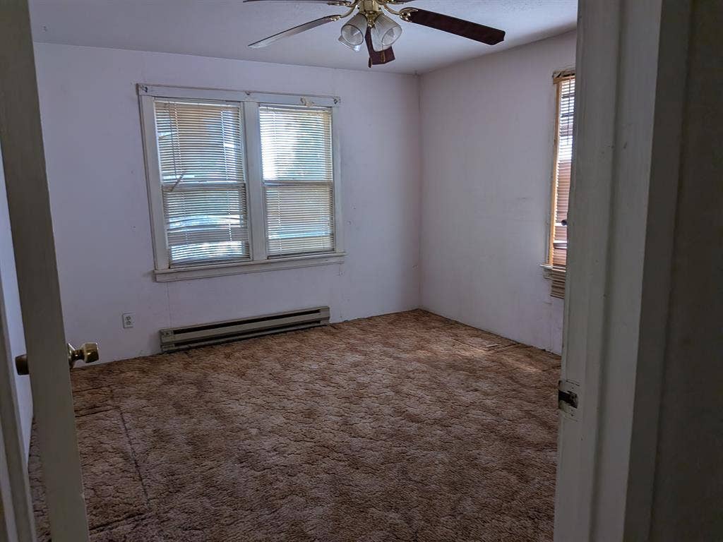 Room in hagerman