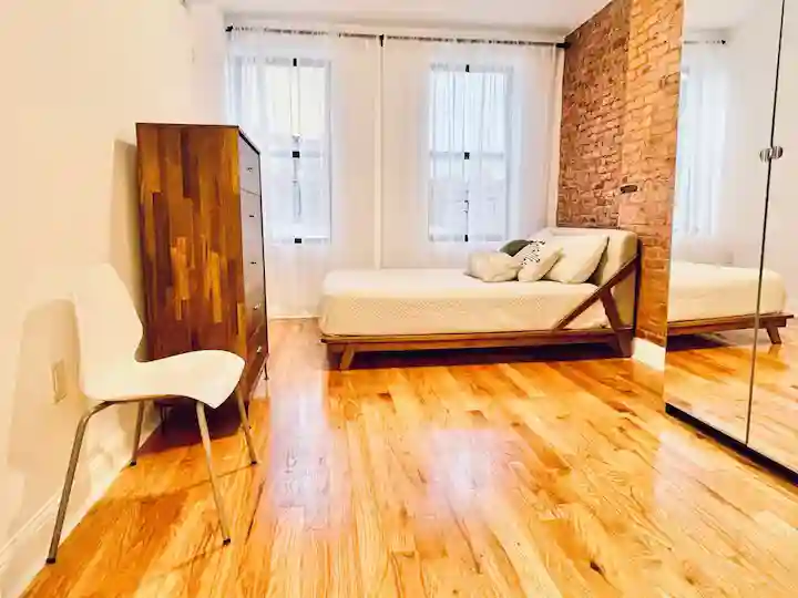 Room for Student or Professional