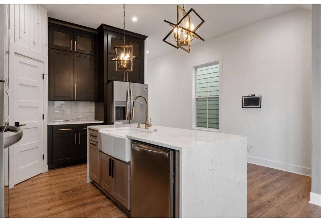 Roommate wanted audio eng producers