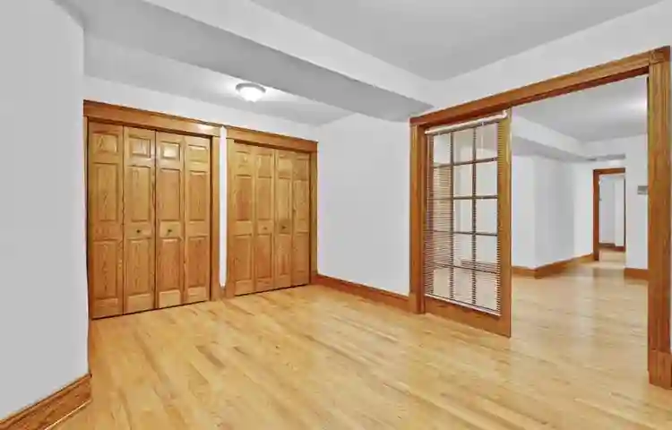 bed/bath available in west lakeview