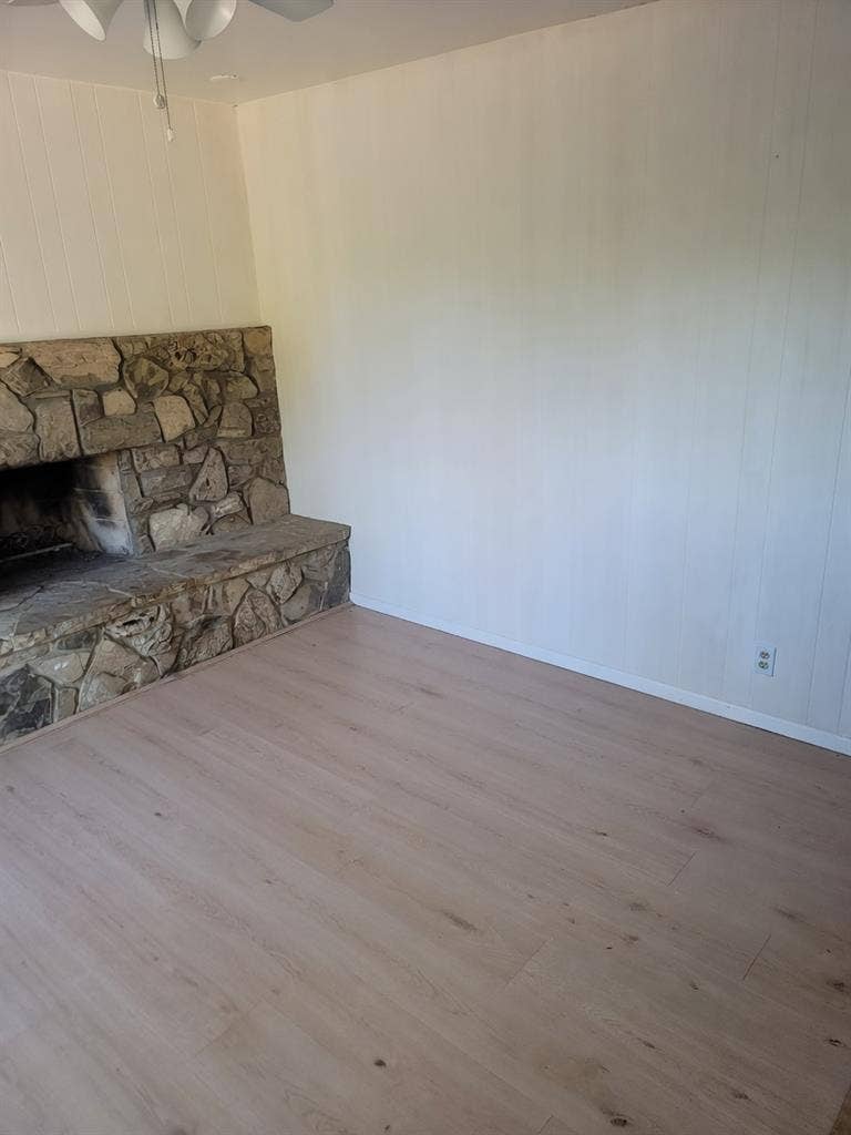 Large Room w/ Patio/Fireplace