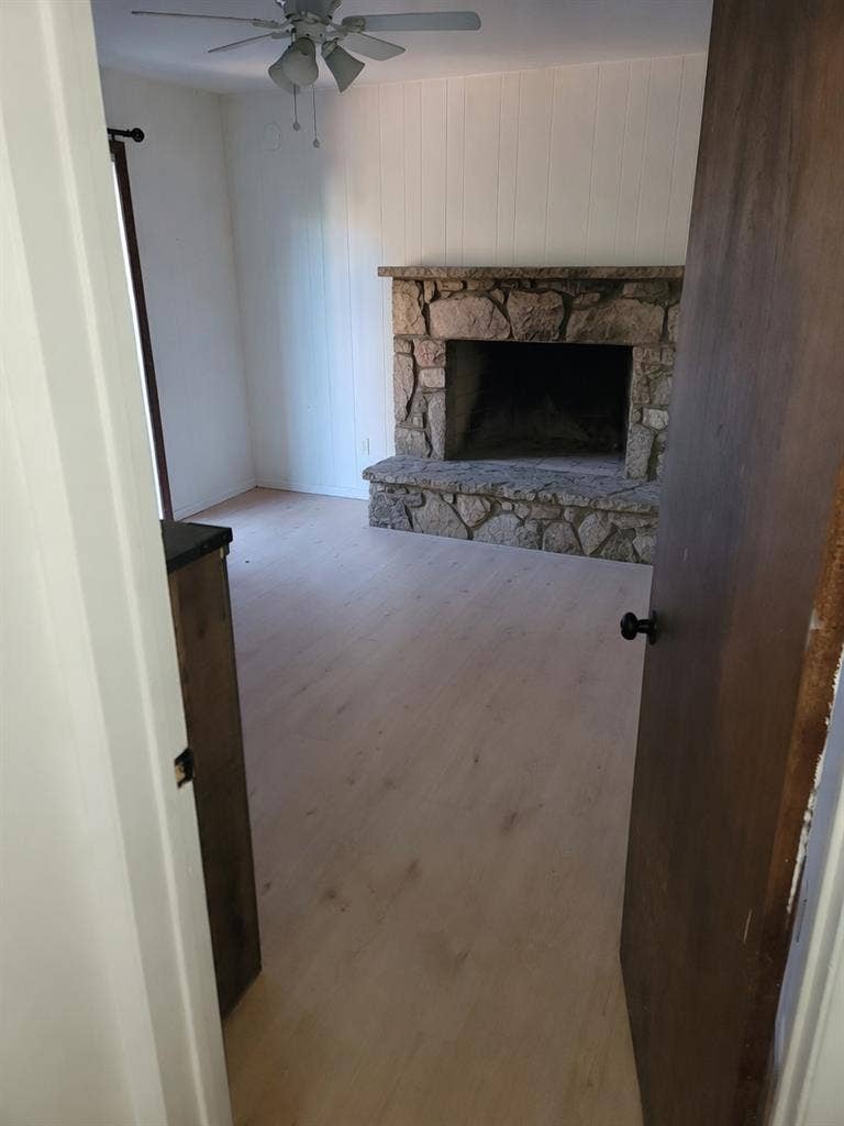 Large Room w/ Patio/Fireplace