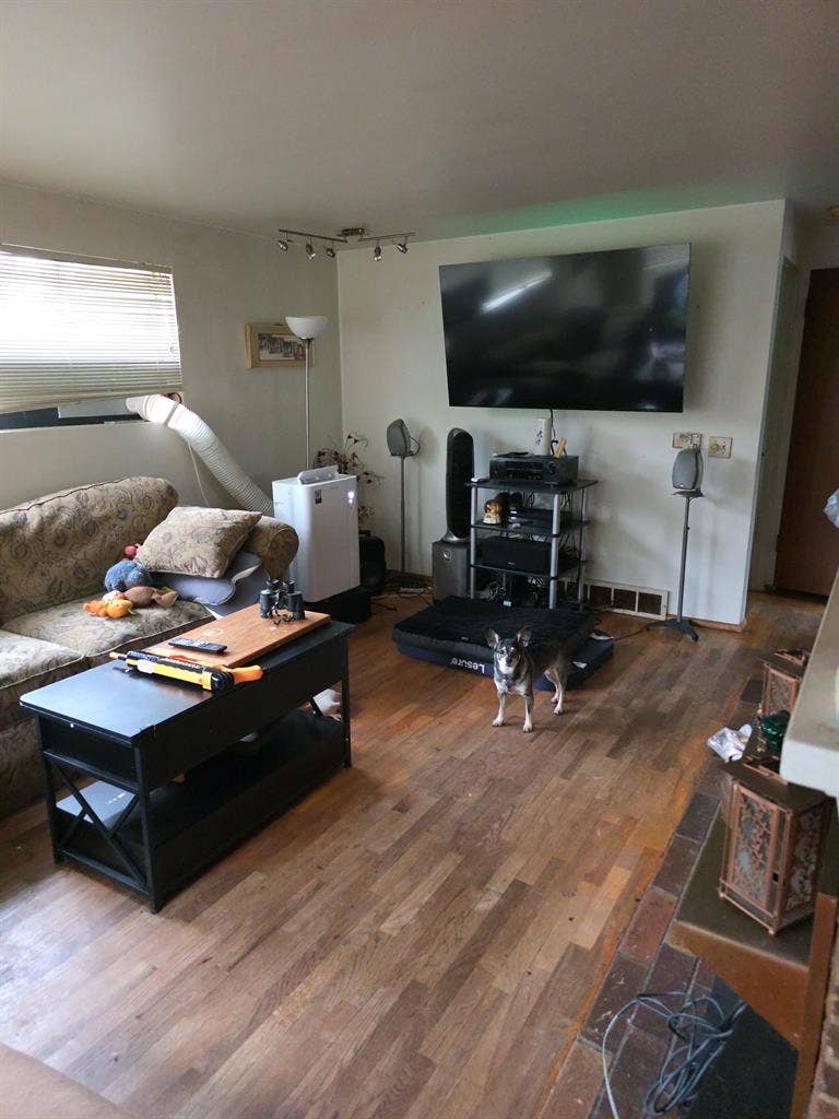 Furnished room Newport Hills