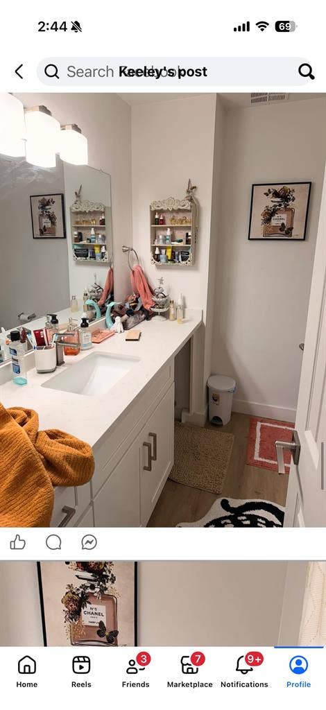Room in PB Apartment!