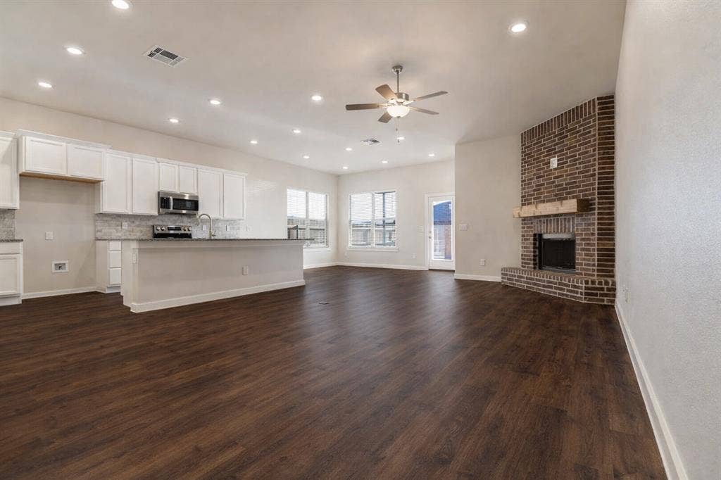 3 nice furnished rooms in new home