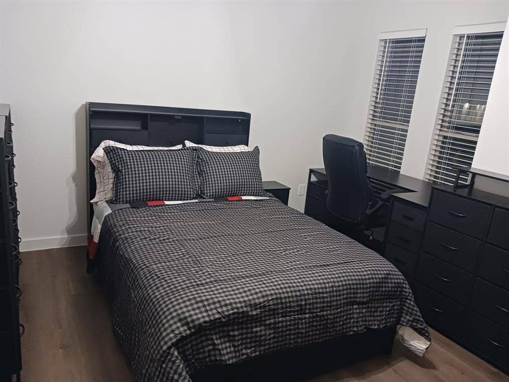 3 nice furnished rooms in new home