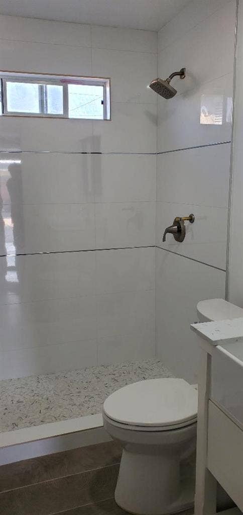 Master Bedroom w/ Private Bath