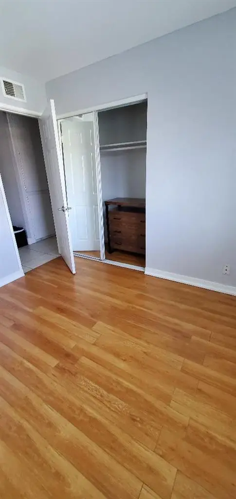 Master Bedroom w/ Private Bath