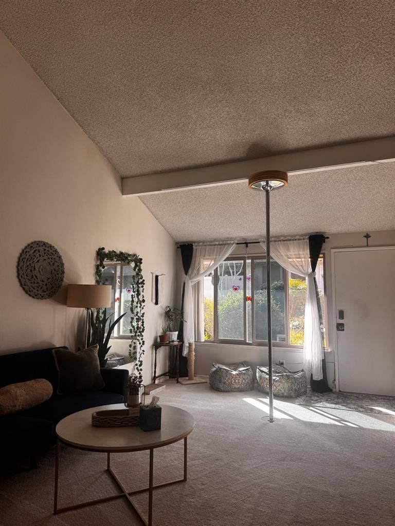 Private Bedroom for Rent