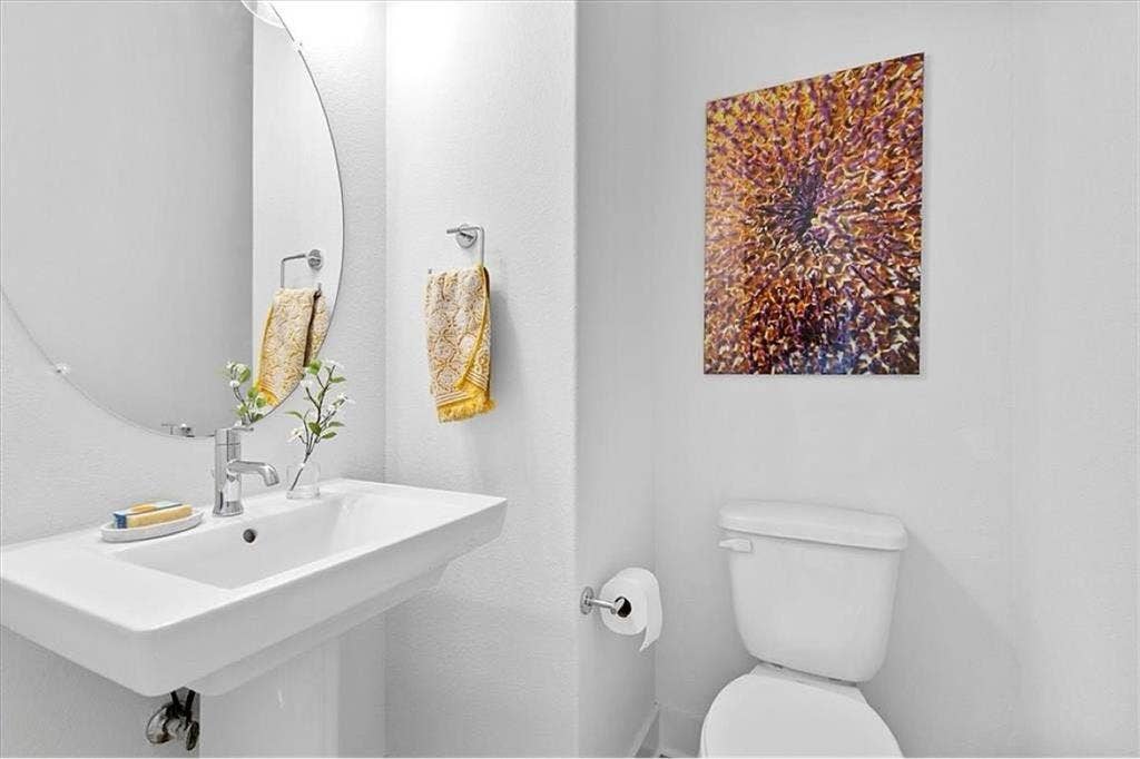 Room for rent in Lakeway available
