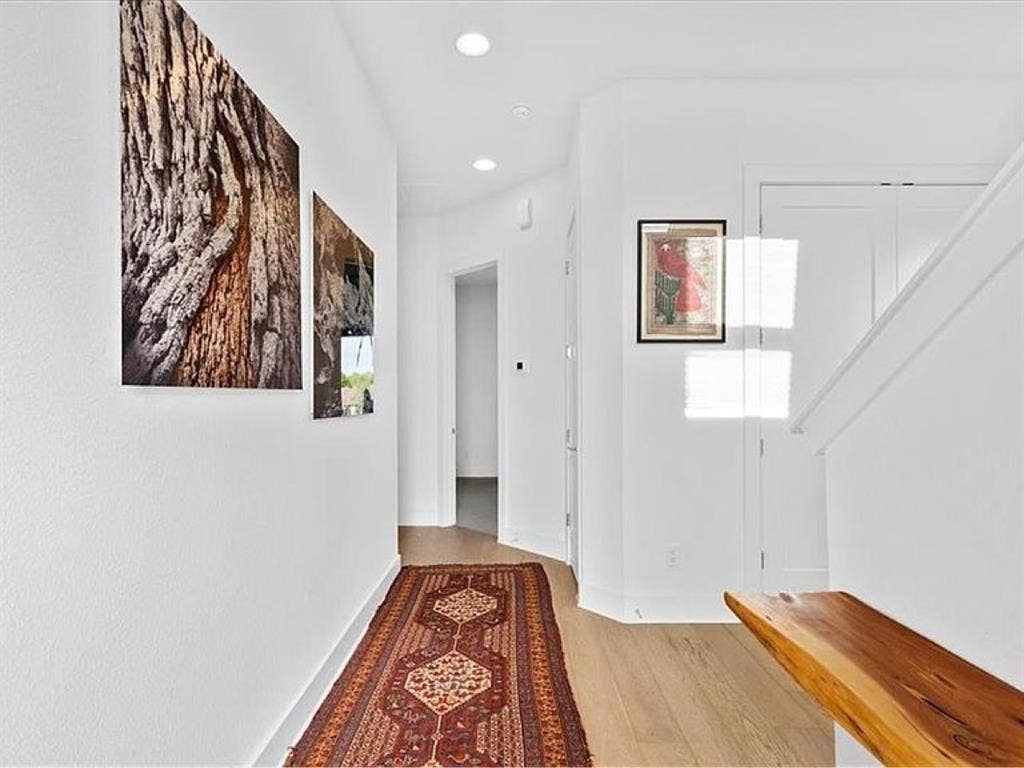Room for rent in Lakeway available