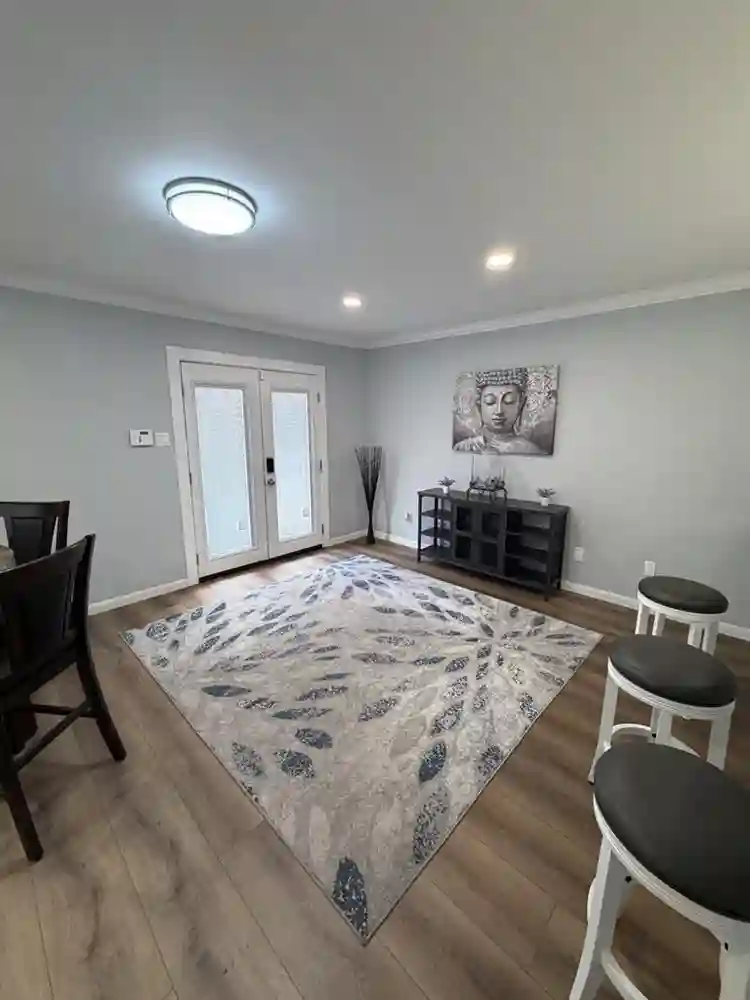 Room for rent (roommate)