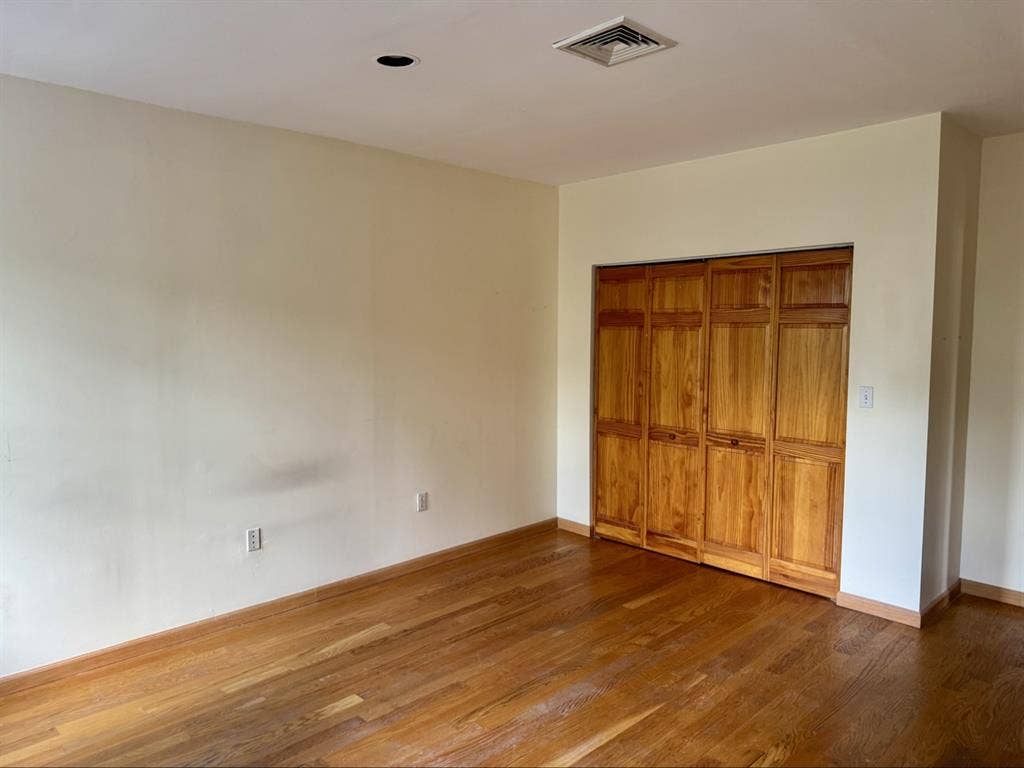 Room available in 2b 2b apartment