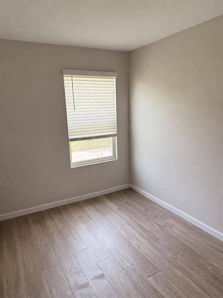 🏡 Private Room + Bath • $800/mo
