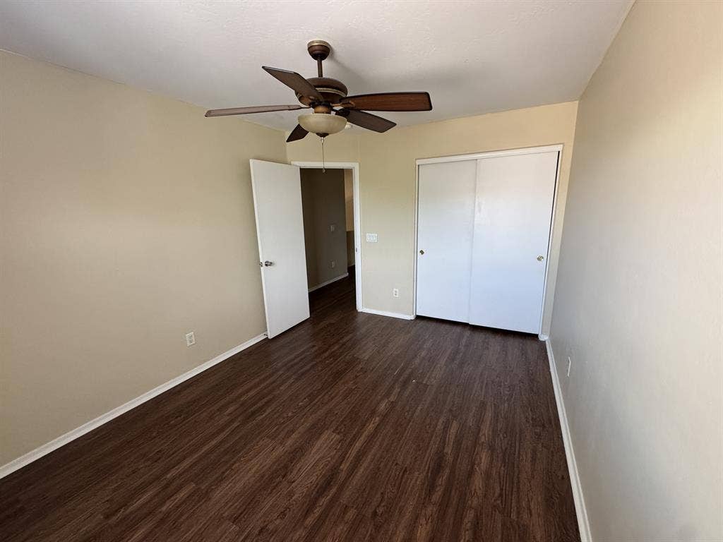 🏡 2 Rooms Available for Rent