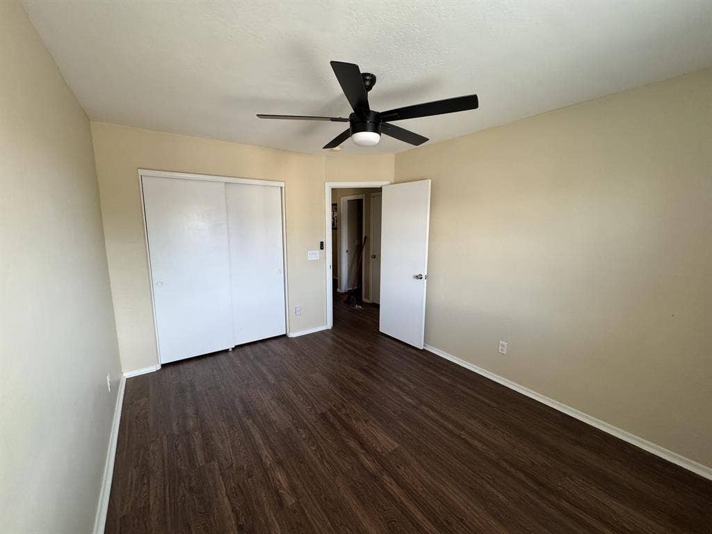🏡 2 Rooms Available for Rent