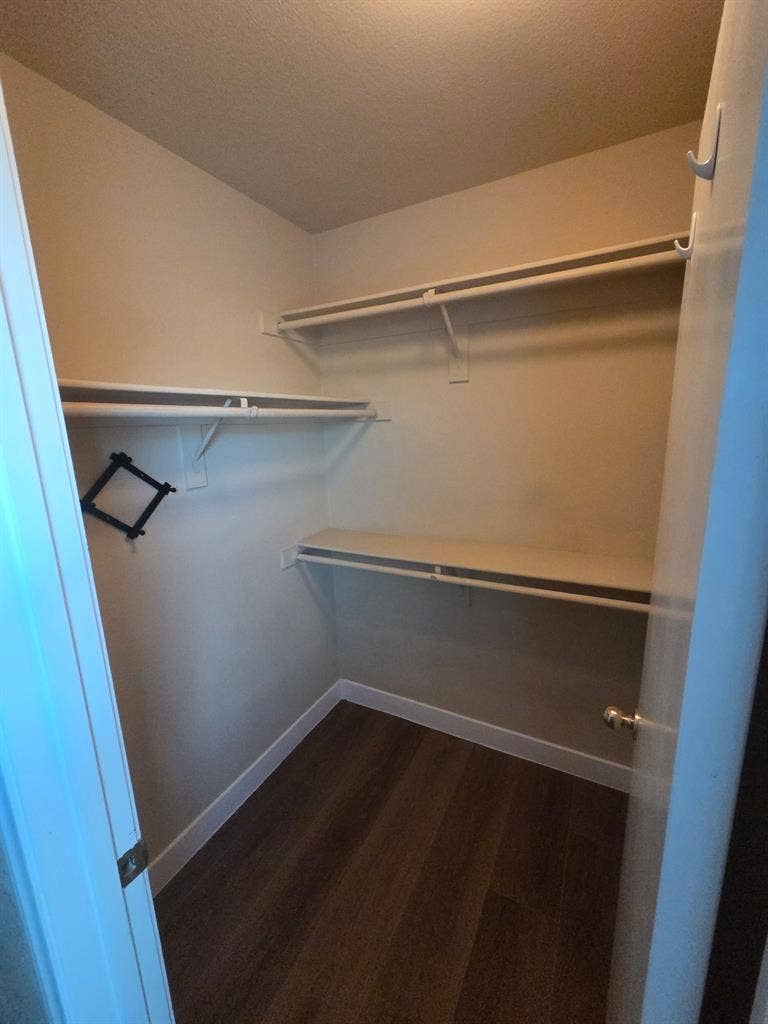 Private bedroom avail AUG 1