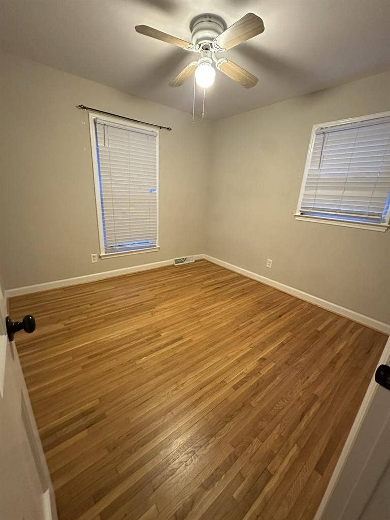 Room Available -Women only home