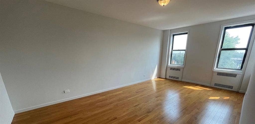 Roommate needed - Sept 1 move in!