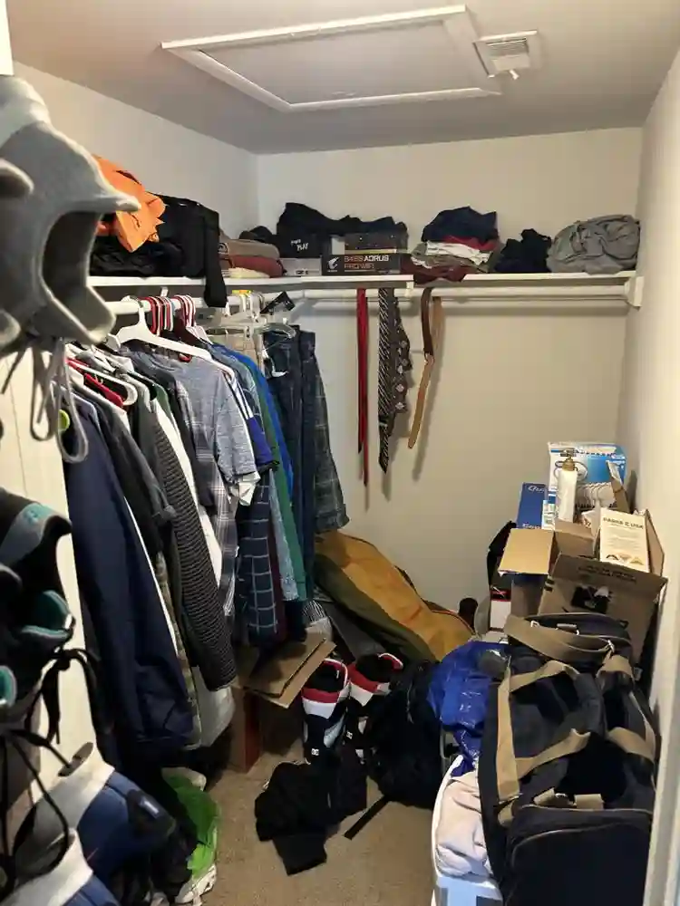 ROOMATE WANTED - $1000 / Month
