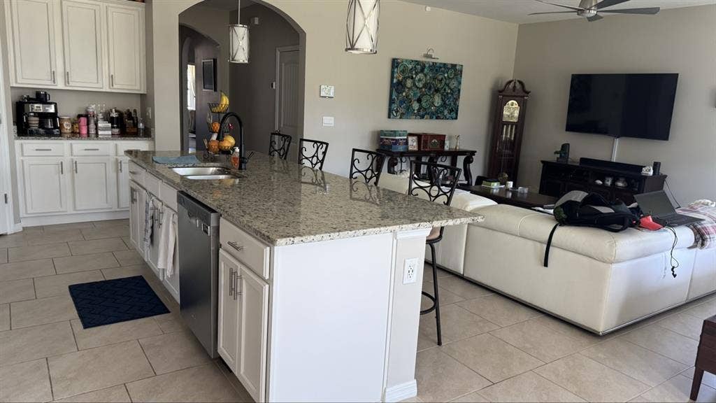 Harmony House - 1 or 2 rooms/baths
