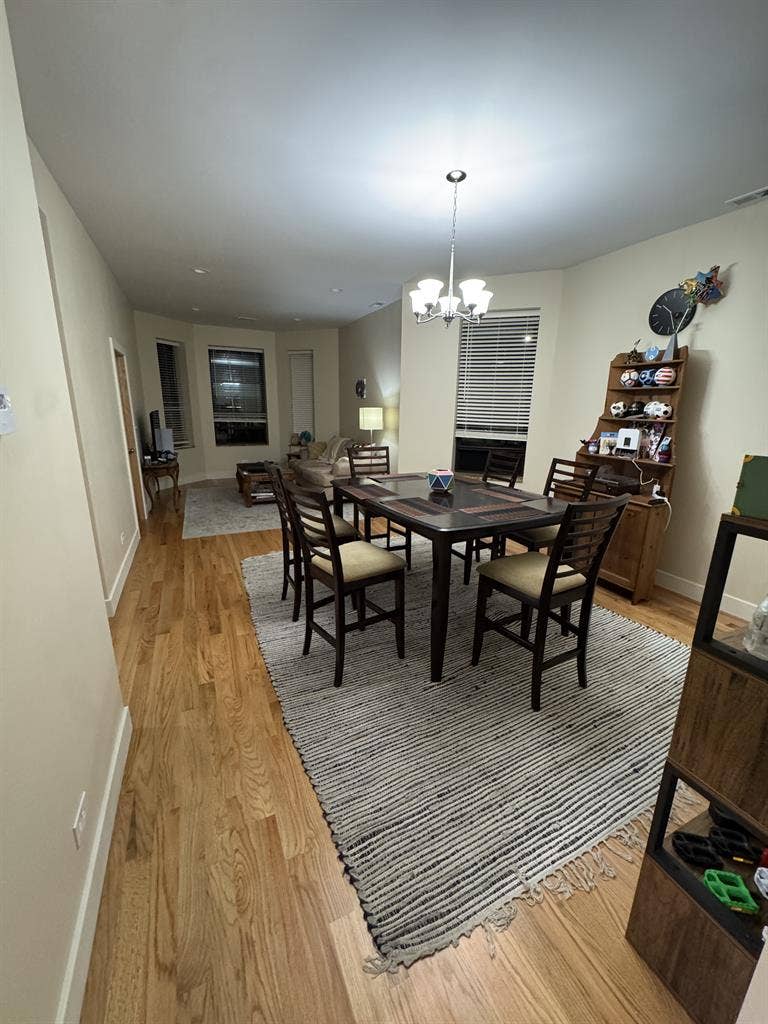 Roommate for Open Room Bridgeport