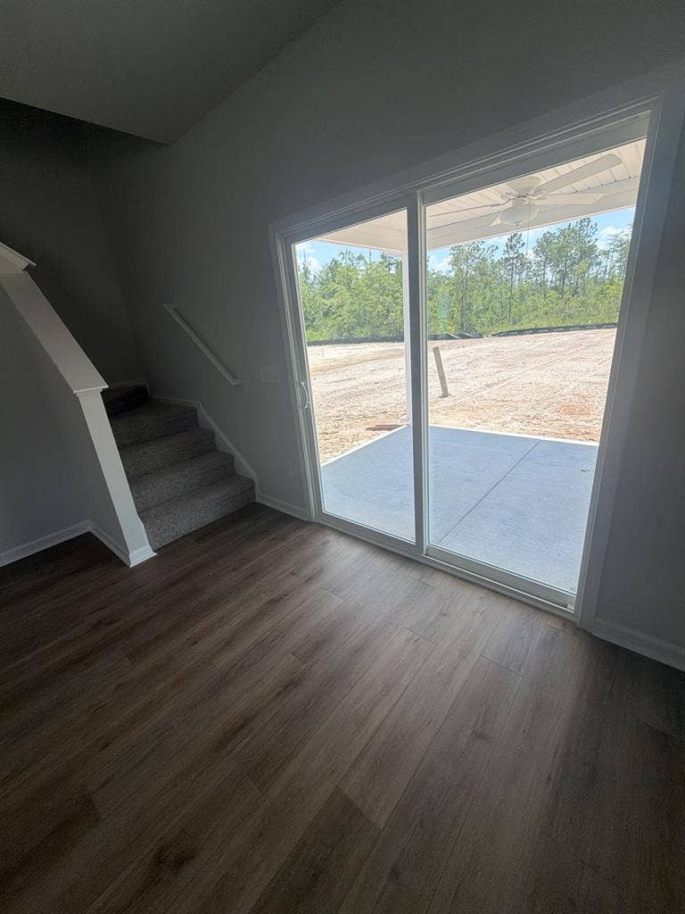 Searching for roommate!