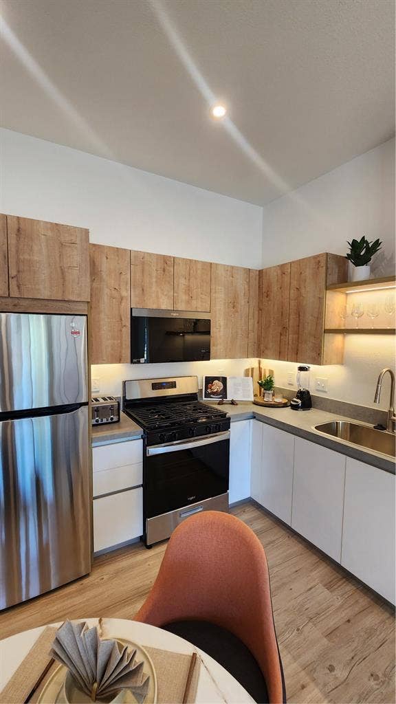 Beautiful room for rent