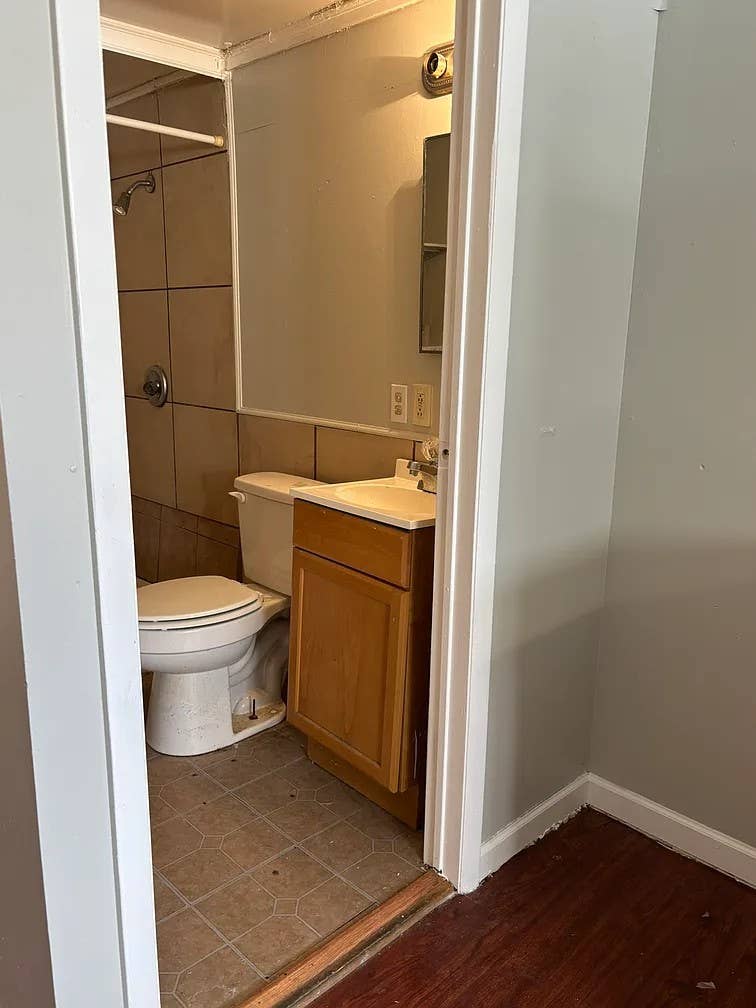 1 Bedroom Apartment available NOW