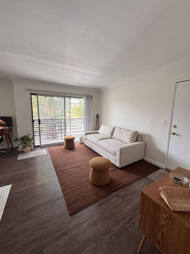 Private Rm/BR - Aug26 (Studio City)
