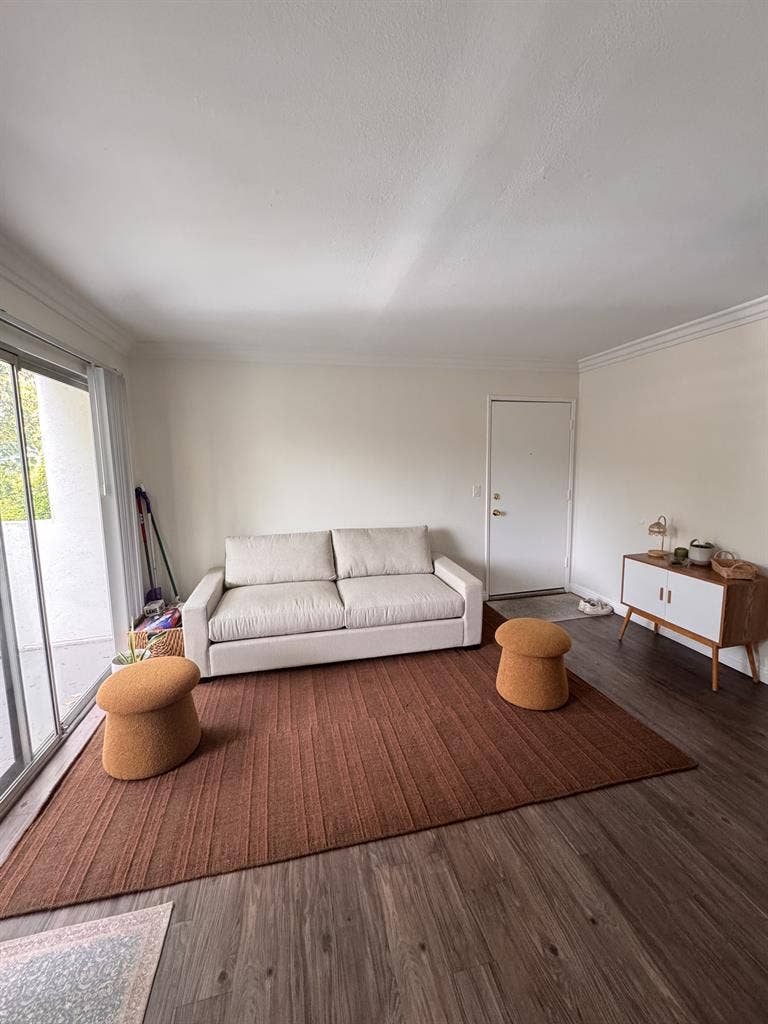 Private Rm/BR - Aug26 (Studio City)