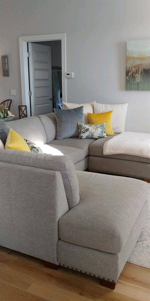 Charming, Furnished Room for Rent
