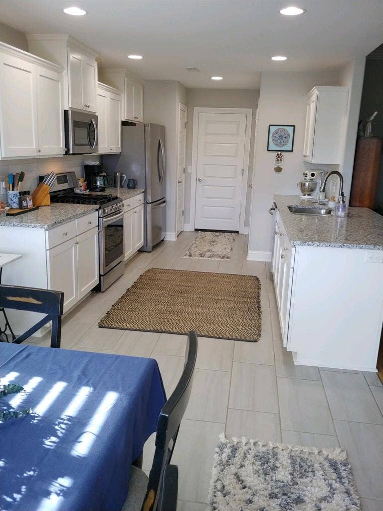 Fully furnished room for rent