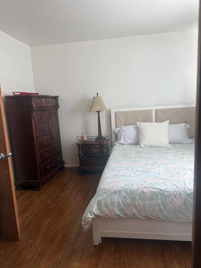 Room for Rent!