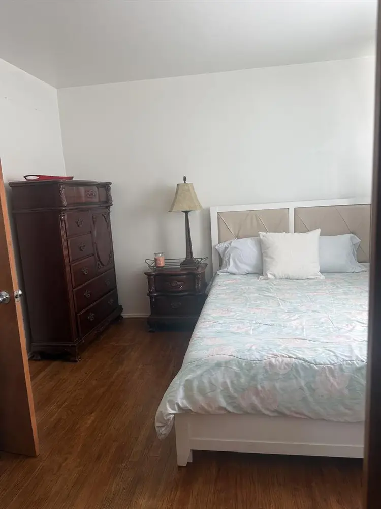 Room for Rent!