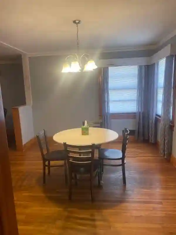 Room for rent very close to campus