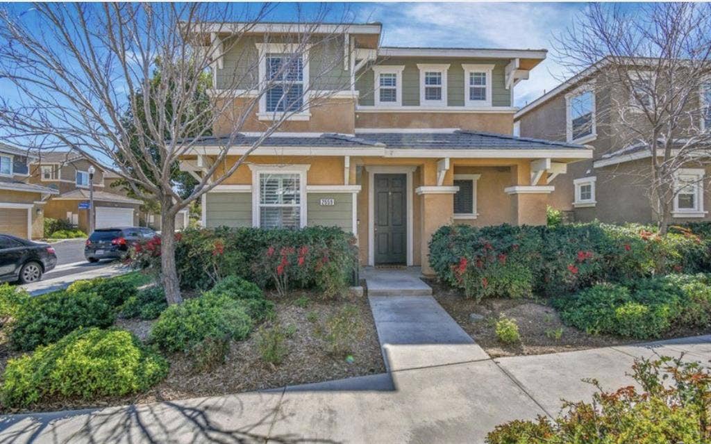 Private 1st floor 1bd/1 bath
