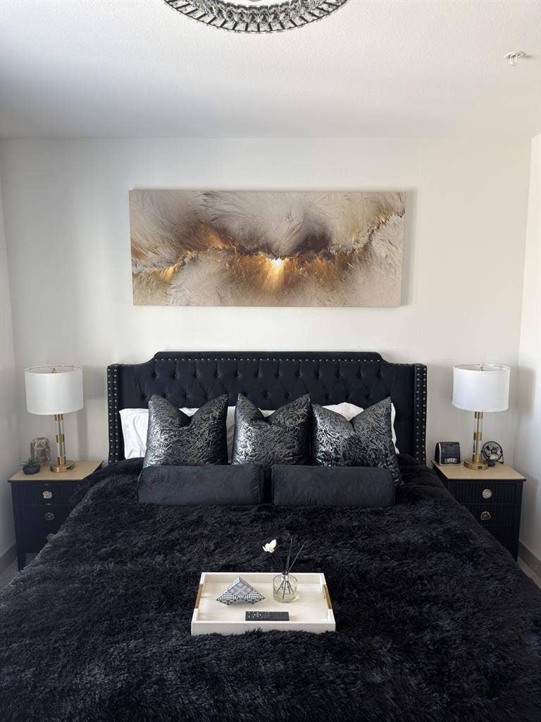 Luxury FURNISHED King Room & Bath