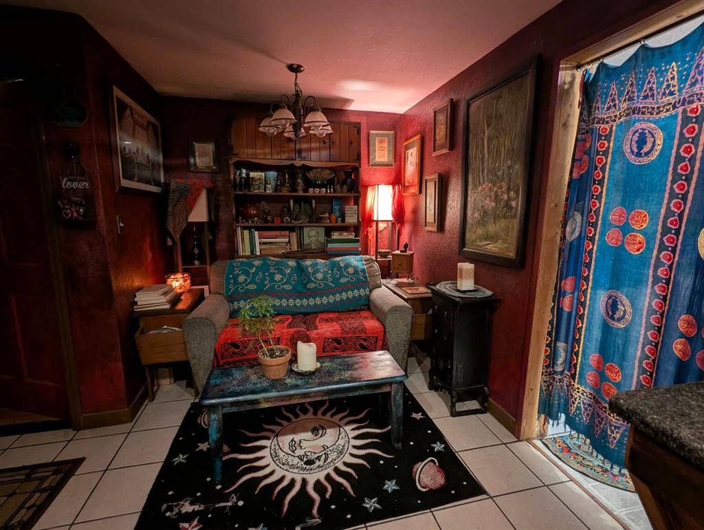ROOMS FOR RENT // SUBLEASE