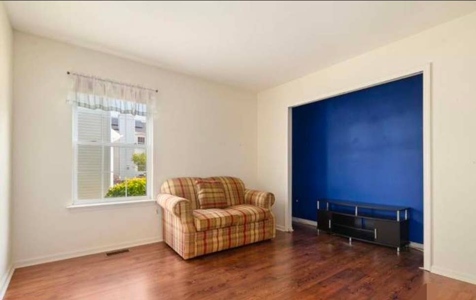 Fully Furnished w Utilities to rent