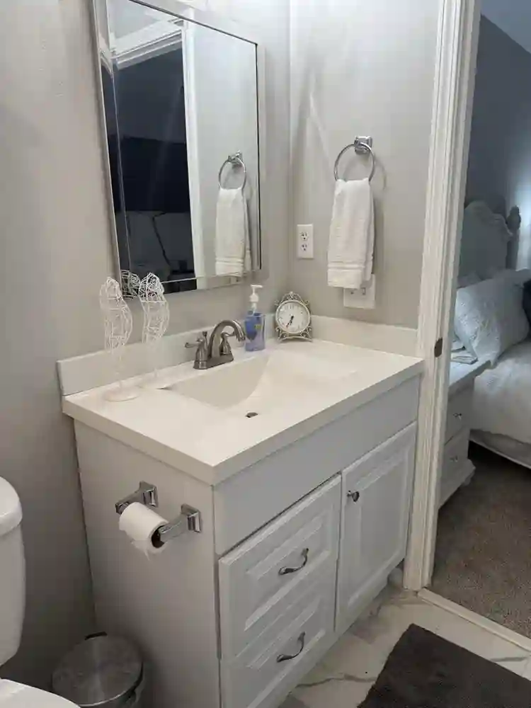 Private Room & Bathroom Available