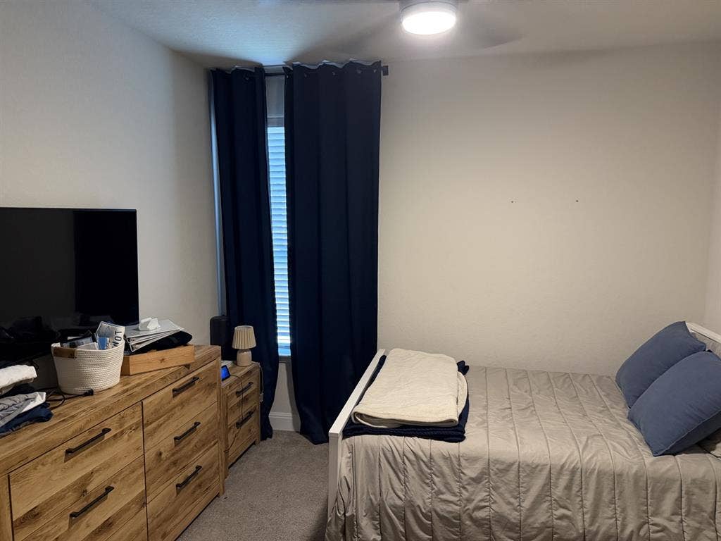 Room in Stone Oak San Antonio