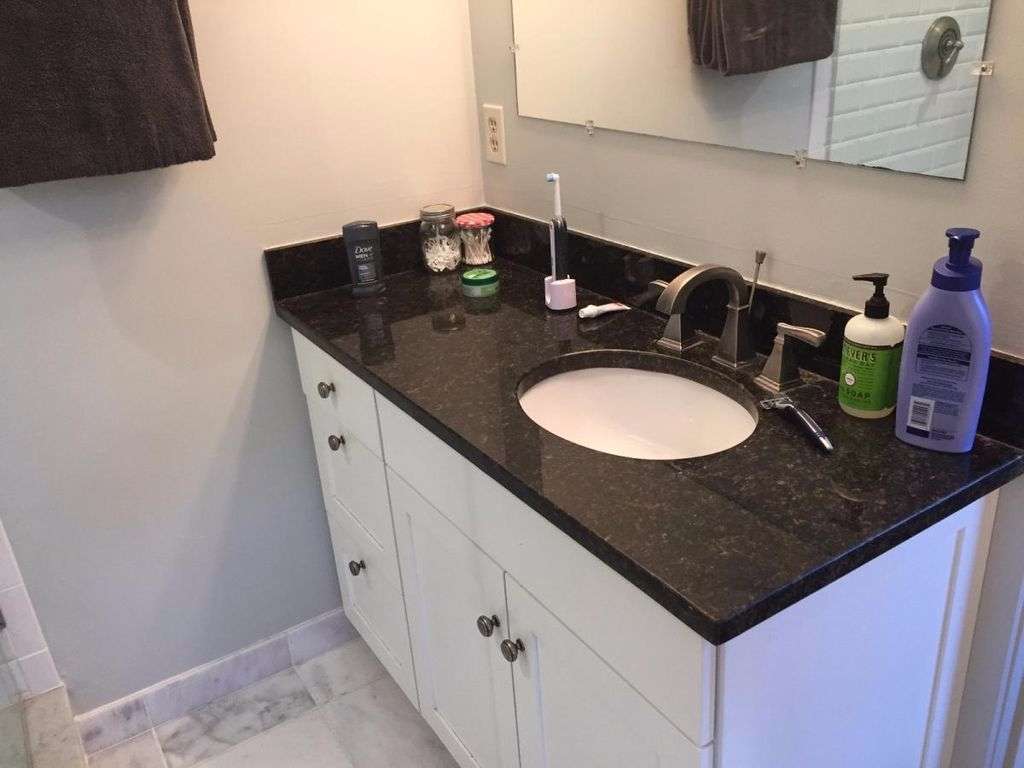 Fully furnished 1Bed/1Bath Unit