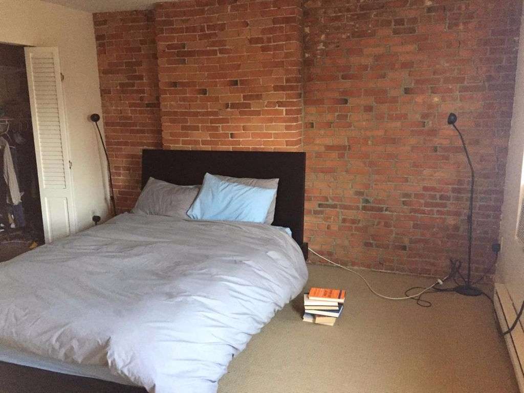 Fully furnished 1Bed/1Bath Unit